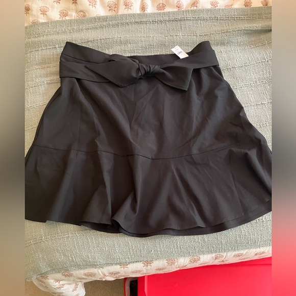 Pleated Banana Republic Skirt - Picture 1 of 2